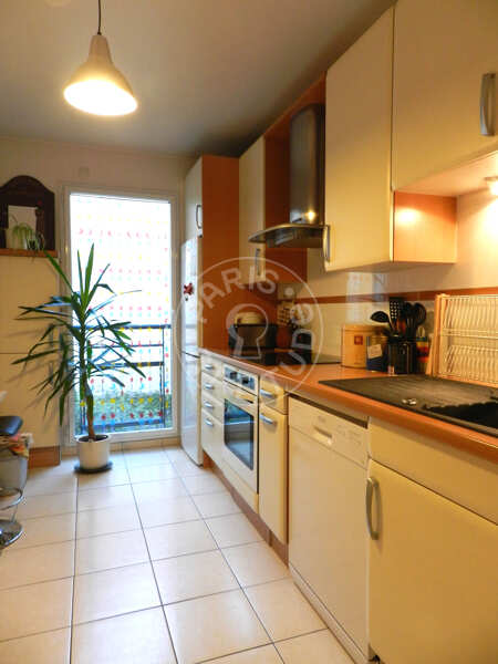 Küche Möblierte wohnung - 92m²  - 3 Zimmer - République - Paris