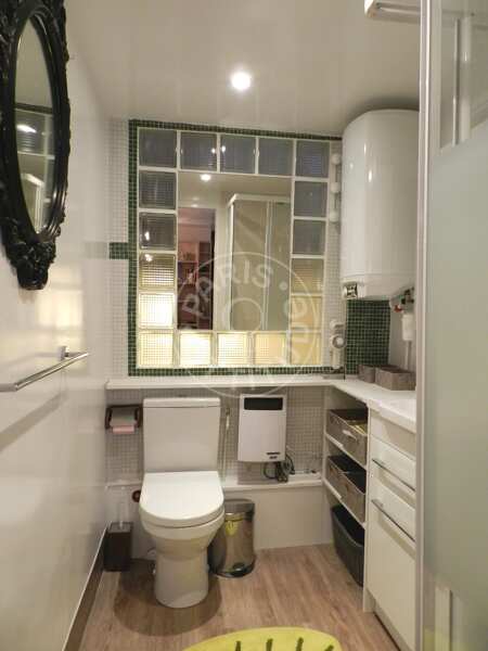 Badezimmer Möblierte studio - 18m²  - Montmartre / Place des Abbesses - Paris