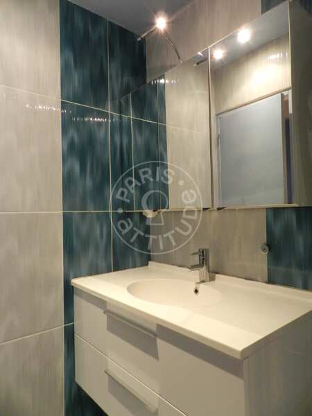 Casa de banho Apartamento mobilado - 37m²  - 1 quarto - Montorgueil - Paris