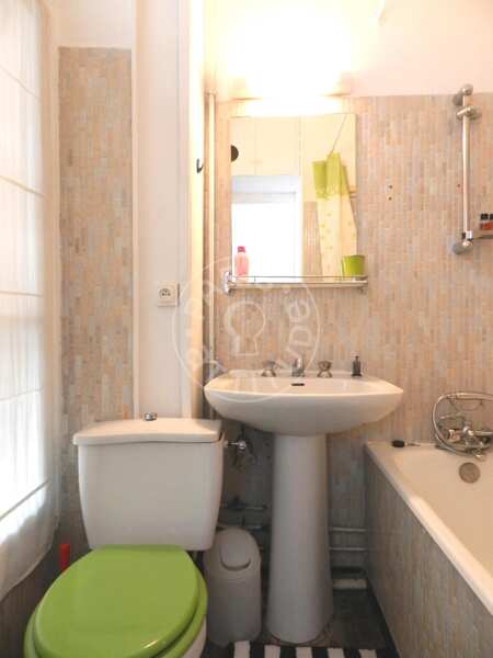 Salle de bain Studio meublé - 21m²  - Batignolles - Paris