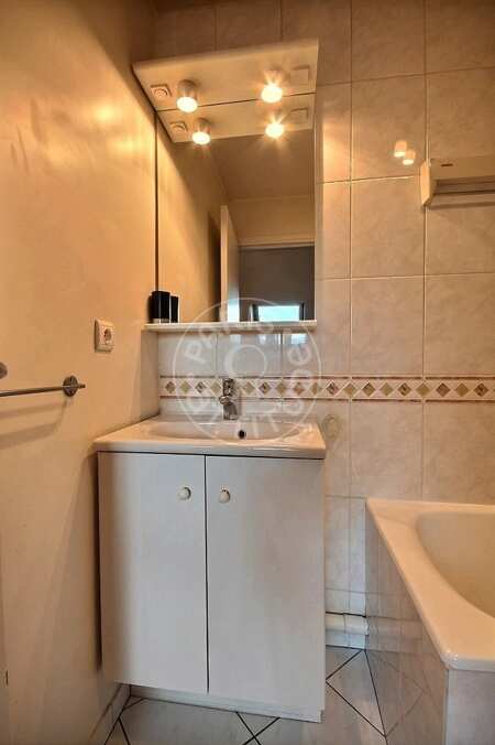 Badezimmer Möblierte studio - 23m²  - Wagram - Paris