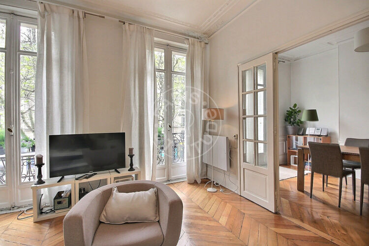 Living room - Furnished 2 bedrooms - Paris 75011 - 10262