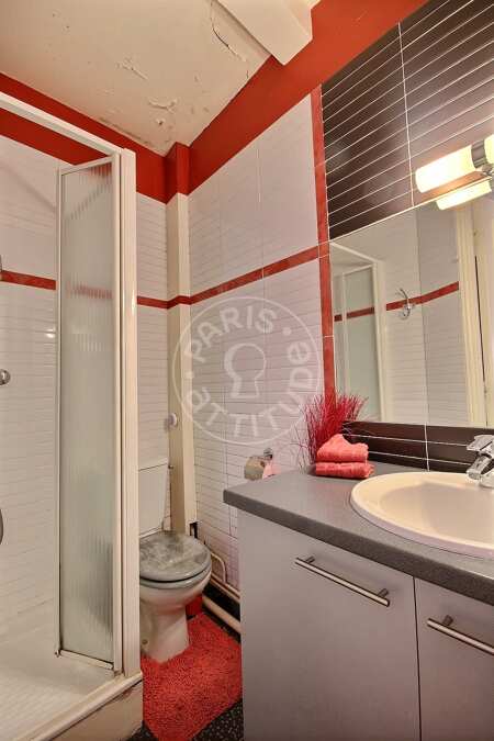 Casa de banho Apartamento mobilado - 22m²  - 1 quarto - Commerce - Paris