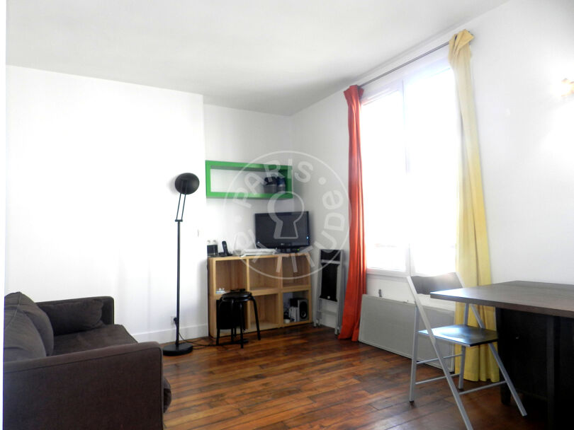 Quitinete mobiliado - Paris 75012 - 10277