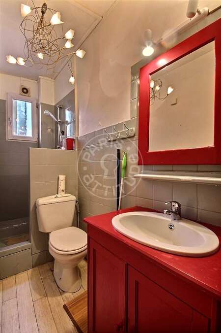 Bathroom Furnished apartment - 38m²  - 1 bedroom - Canal Saint-Martin - Paris