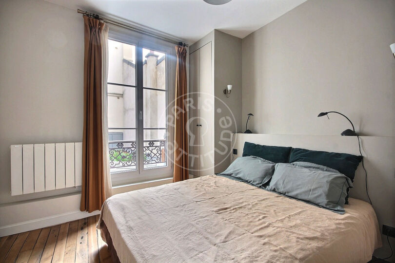 2 locali arredato - Parigi 75010 - 10289