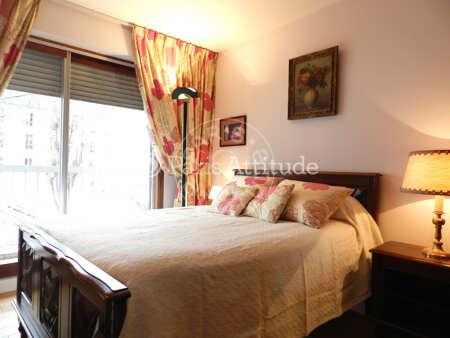 Bedroom Furnished apartment - 72m²  - 2 bedrooms - Oberkampf - Paris