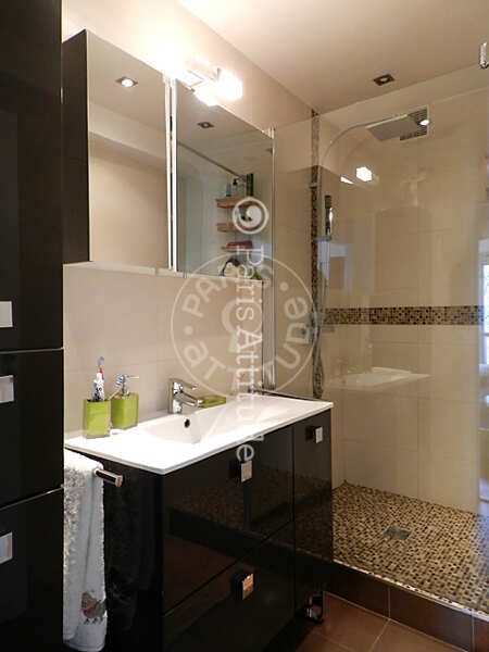 Casa de banho Apartamento mobilado - 70m²  - 2 quartos - Neuilly-sur-Seine