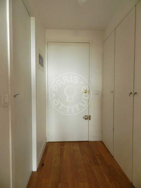 Ingresso Monolocale arredato - 28m²  - Ledru-Rollin - Parigi