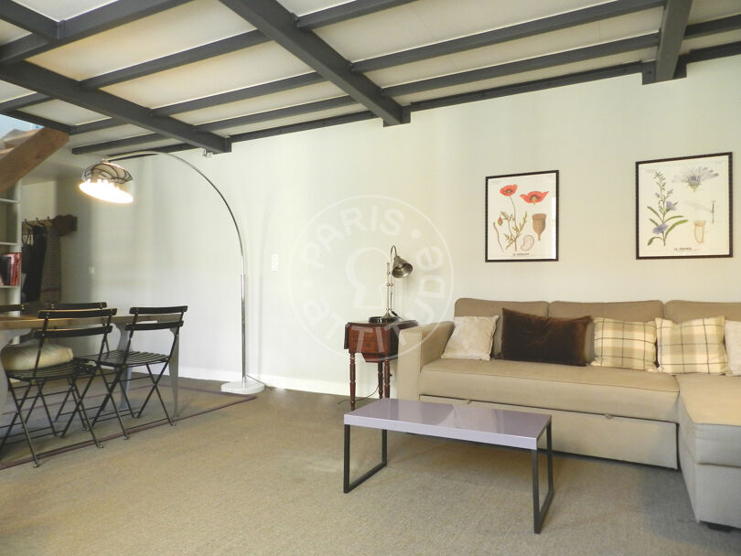 1 locale arredato - Parigi 75015 - 10390