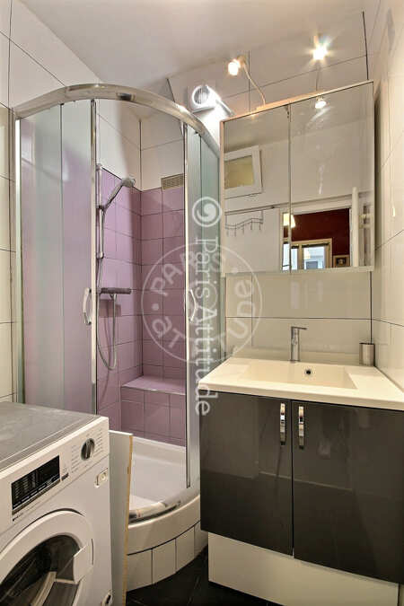 Bathroom Furnished apartment - 40m²  - 1 bedroom - Nation - Paris