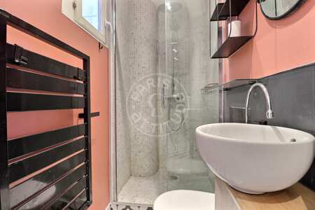 Bagno Appartamento arredato - 34m²  - 2 locali - Jules Joffrin - Mairie du 18ème - Parigi