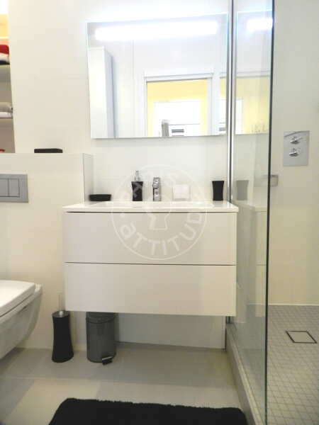 Salle de bain Appartement meublé - 36m²  - 1 chambre - Tour Eiffel - Paris