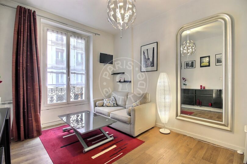 Furnished studio - Paris 75018 - 10451