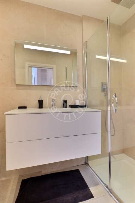 Badezimmer Möblierte studio - 20m²  - Porte Dauphine - Paris