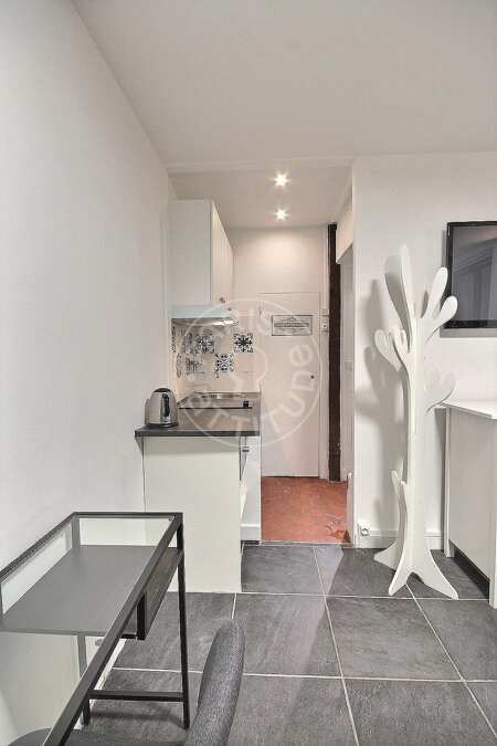 Cuisine Studio meublé - 19m²  - Ile Saint-Louis - Paris