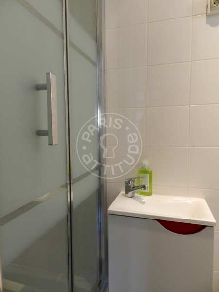 Bagno Appartamento arredato - 34m²  - 1 locale - Riquet - Parigi