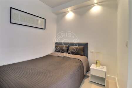 Camera da letto Mansardato arredato - 34m²  - Champs-Elysées - Parigi