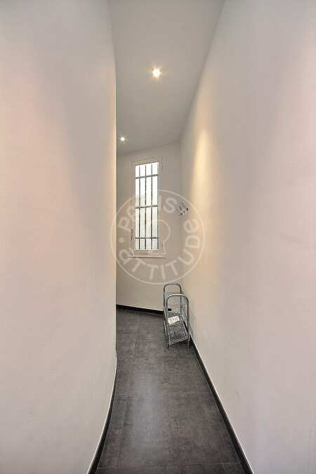 Entrance Furnished apartment - 39m²  - 1 bedroom - Miromesnil - Paris