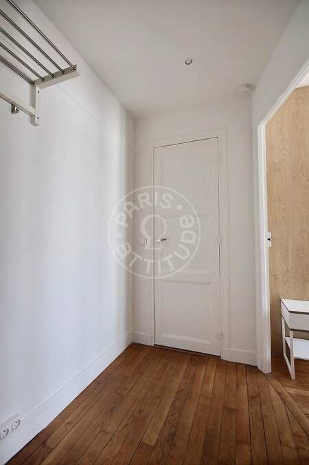 Entrance Furnished studio - 22m²  - Motte-Piquet Grenelle - Paris