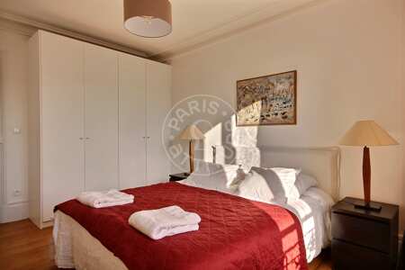 Chambre Appartement meublé - 82m²  - 2 chambres - Invalides - Paris