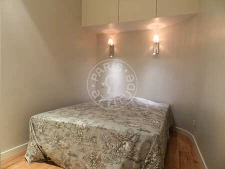 Chambre Appartement meublé - 41m²  - 2 chambres - Alma-Marceau - Paris