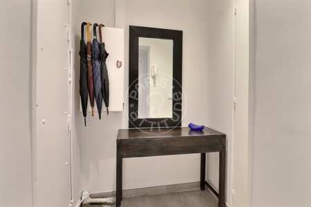 Entrance Furnished apartment - 45m²  - 1 bedroom - Arc de Triomphe - Paris