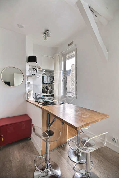 Cuisine Studio meublé - 20m²  - Oberkampf - Paris