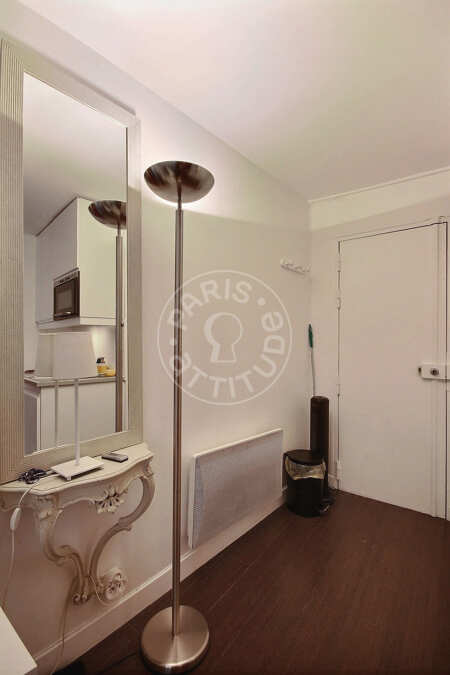 Entrance Furnished studio - 16m²  - Latin / Saint-Michel - Paris