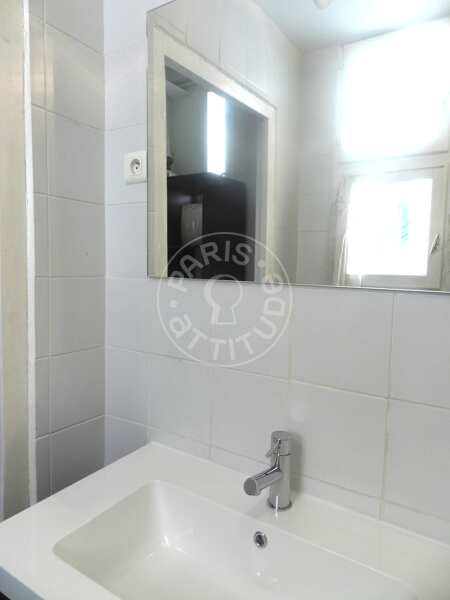 Salle de bain Appartement meublé - 40m²  - 1 chambre - Tour Eiffel - Paris