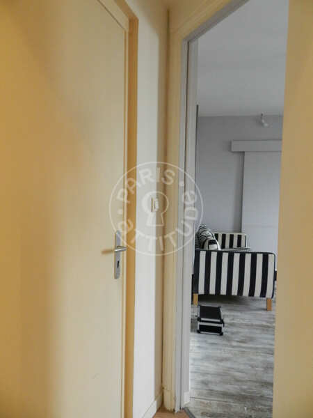 Ingresso Appartamento arredato - 27m²  - 1 locale - Saint-Lazare - Parigi