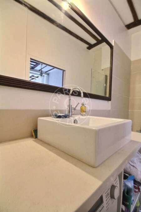 Baño Estudio amueblado - 28m²  - Belleville - París