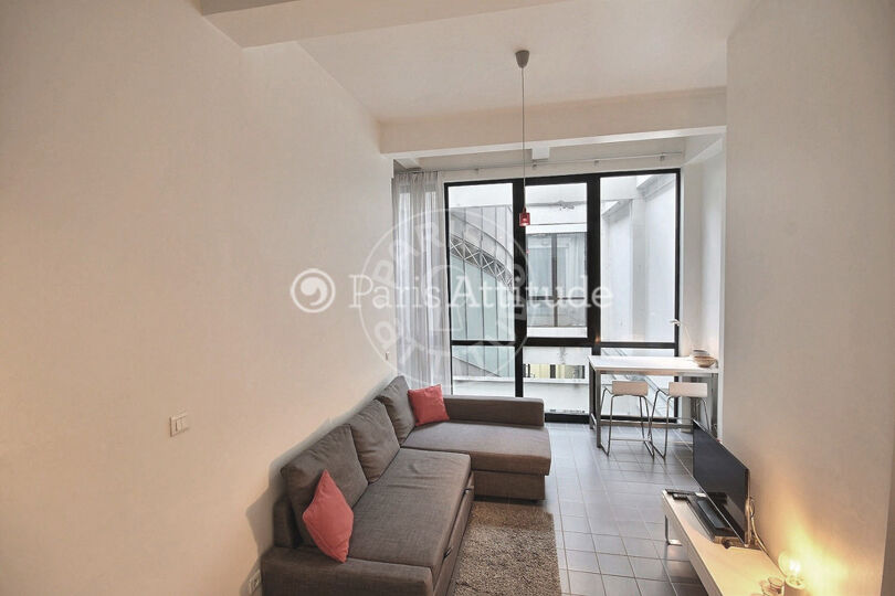 Quitinete mobiliado - Paris 75010 - 10766