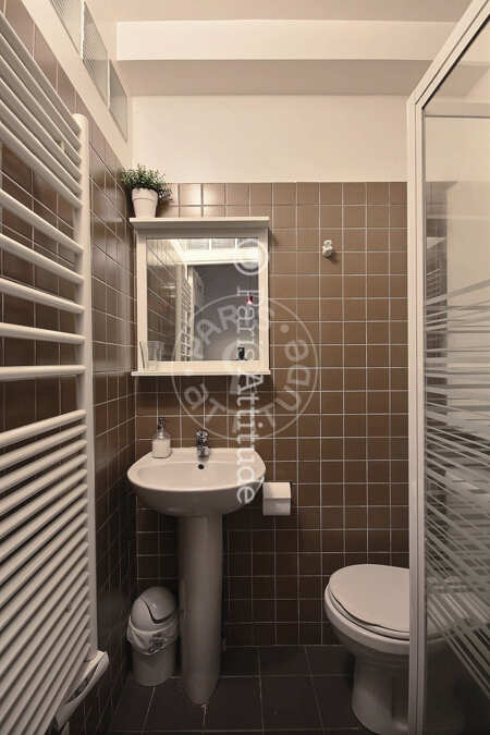 Casa de banho Quitinete mobilado - 22m²  - Grands Boulevards / Bonne Nouvelle - Paris
