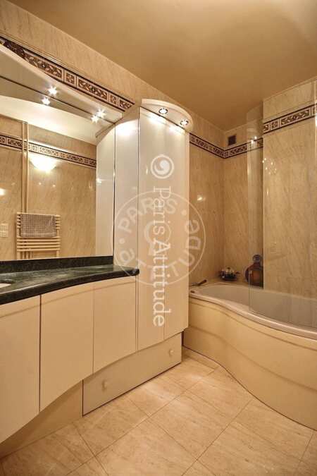 Casa de banho Apartamento mobilado - 80m² - 2 quartos - Les Gobelins - Paris