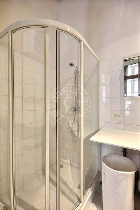 Baño Piso amueblado - 47m²  - 1 dormitorio - Temple - París