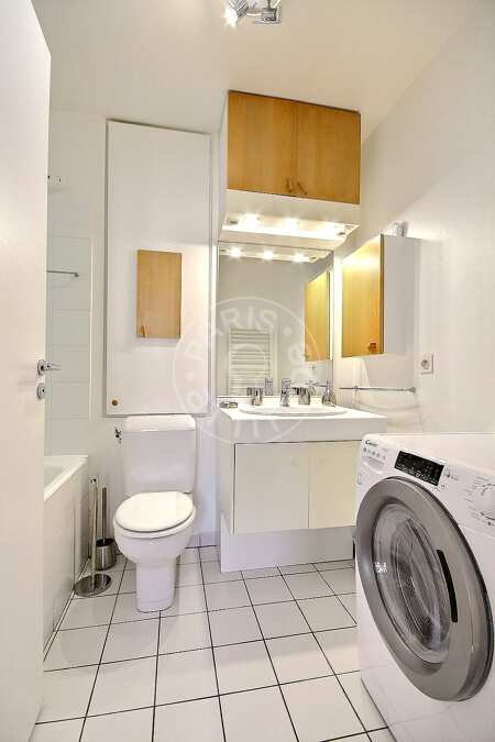 Salle de bain Studio meublé - 28m²  - Montparnasse - Paris
