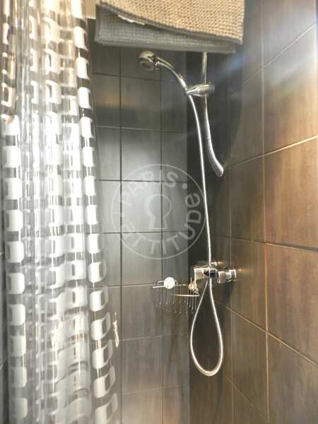 Bathroom Furnished studio - 18m²  - Convention - Paris