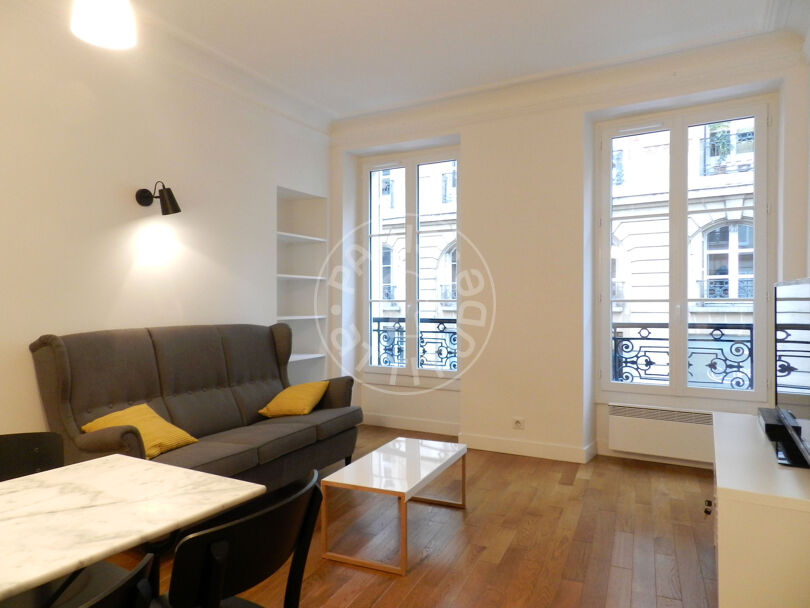 Furnished 3 bedrooms - Paris 75007 - 10923