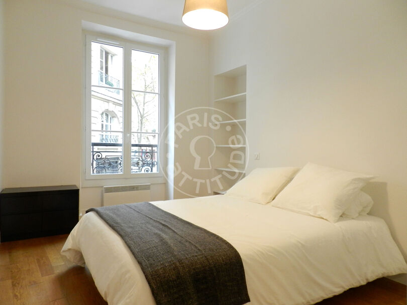 Furnished 3 bedrooms - Paris 75007 - 10923
