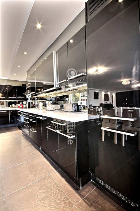 Kitchen Furnished duplex - 180m²  - 3 bedrooms - Saint-Germain - Paris