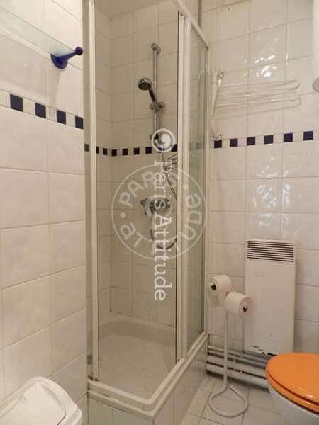 Casa de banho Apartamento mobilado - 32m²  - 1 quarto - Temple - Paris