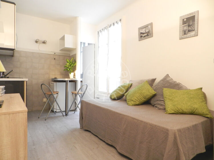 Salotto - Monolocale arredato - Parigi 75010 - 10960