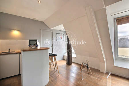 Salon Appartement meublé - 30m²  - 1 chambre - Triangle d'Or - Paris