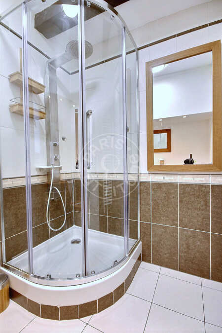 Baño Piso amueblado - 34m²  - 1 dormitorio - Saint-Lazare - París