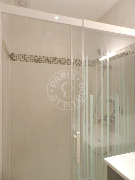 Casa de banho Apartamento mobilado - 30m²  - 1 quarto - Jules Joffrin - Mairie du 18ème - Paris