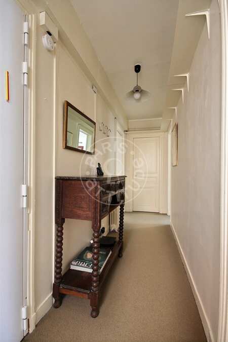 Entrée Appartement meublé - 77m²  - 2 chambres - Saint Placide - Paris