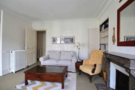 Salon Appartement meublé - 77m²  - 2 chambres - Saint Placide - Paris