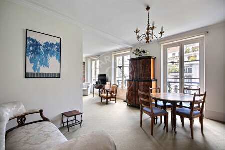 Salle à manger Appartement meublé - 77m²  - 2 chambres - Saint Placide - Paris