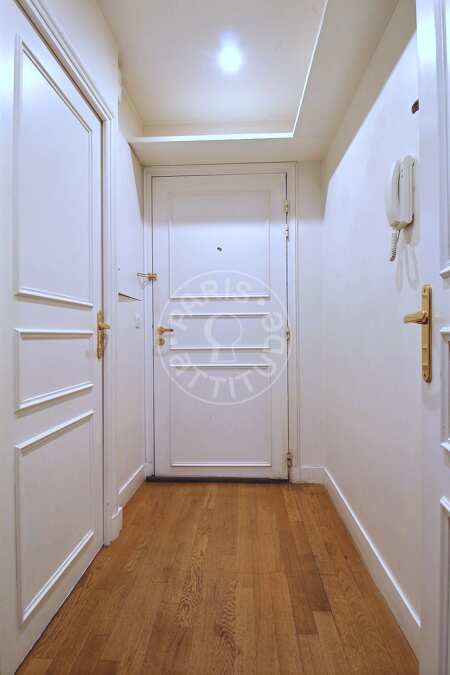 Entrée Appartement meublé - 38m²  - 1 chambre - Arc de Triomphe - Paris